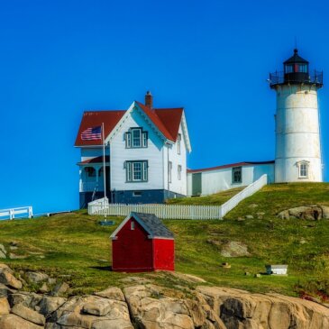 Fengslende utsikt: Cliff House i Cape Neddick i Maine topper listen over unike hoteller i USA